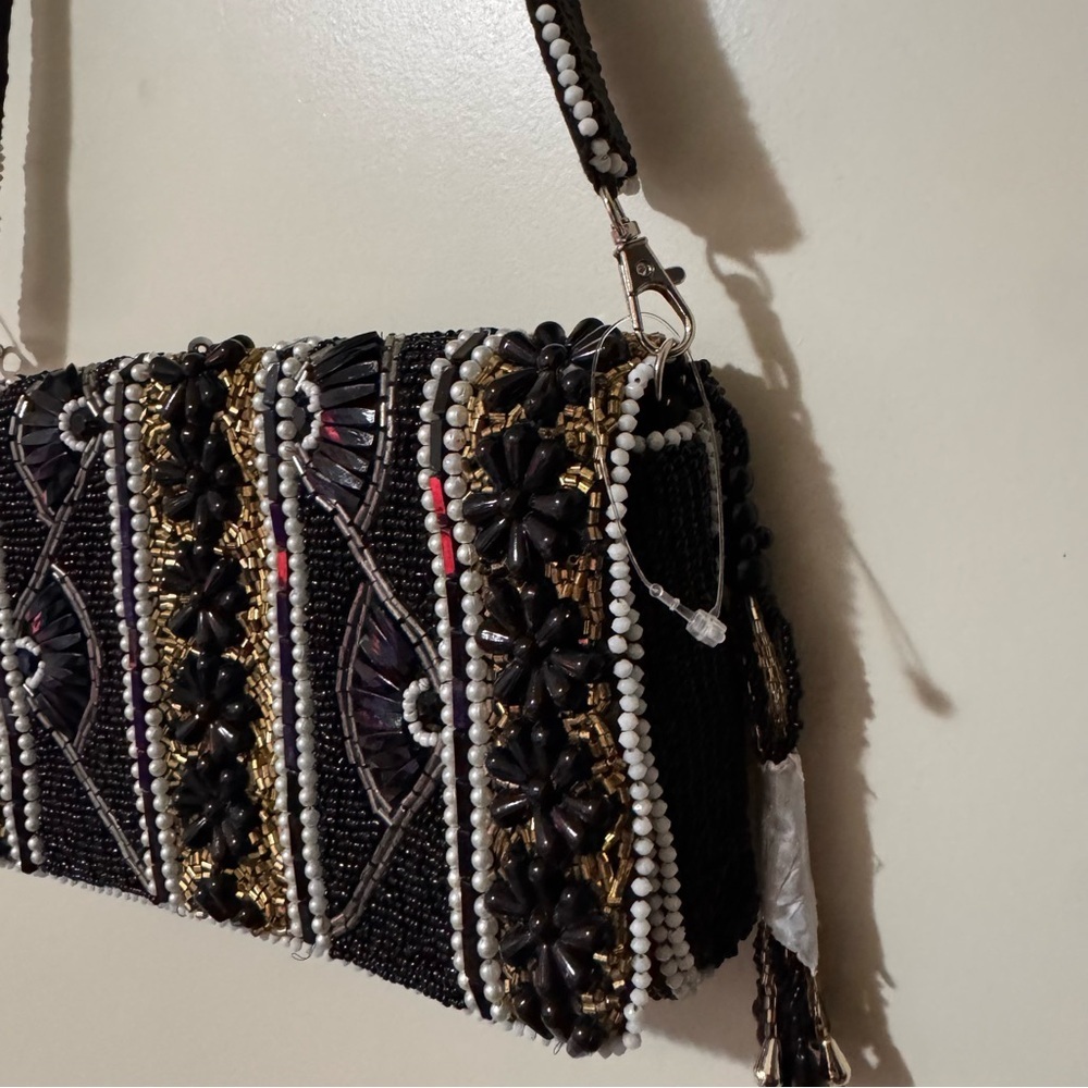 NWOT Beaded Shoulder Bag”Viral Made in India Beaded Bag” - Picture 2 of 10